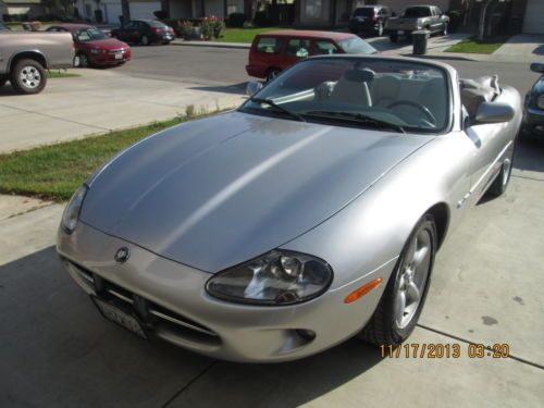 1999 jaguar xk8 convertible 2-door 4.0l silver