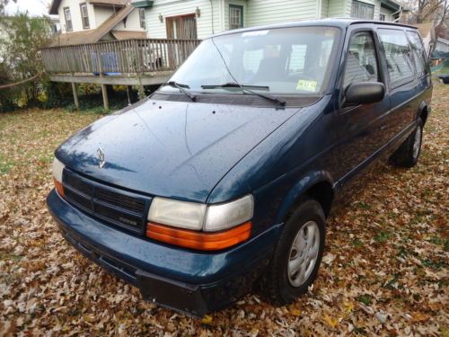 **1995  dodge caravan**** low 79k miles**** mini passenger van****bid to own****