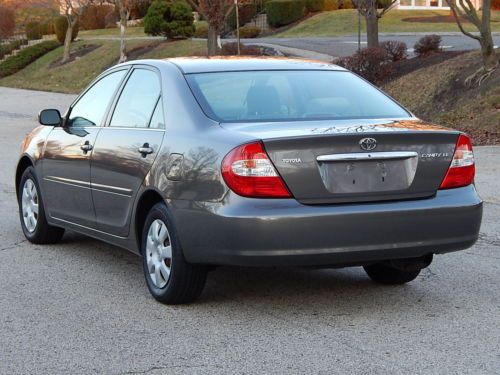2004 Camry LE 5 speed 83k Serviced & Clean RUNS GREAT no.reserve, image 6