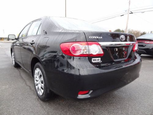 LE 1.8L CD Vehicle Anti-Theft System Auxiliary Pwr Outlet MP3 Player Cloth Seats, image 6