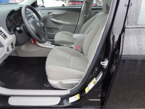 LE 1.8L CD Vehicle Anti-Theft System Auxiliary Pwr Outlet MP3 Player Cloth Seats, image 12