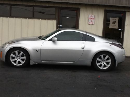 2004 nissan 350z