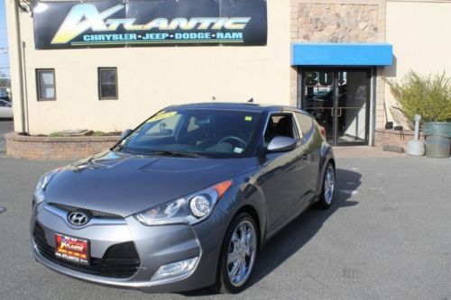 2013 hyundai w/black int