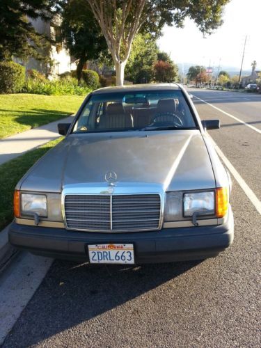 1987 mercedes-benz 300d base sedan 4-door 3.0l