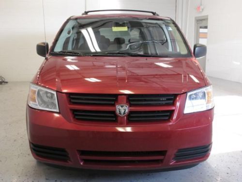 Red 4dr Wgn SE FWD 3.3L V6 CD MP3 Power Windows Power Door Locks 3RD Row Seat, image 3