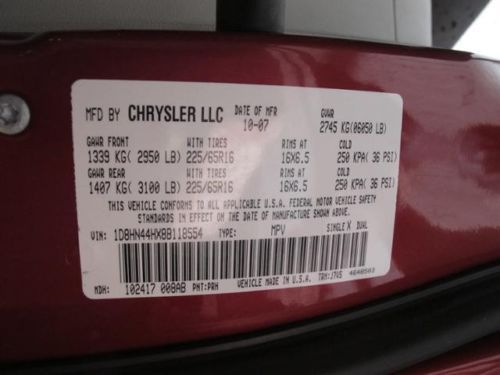 Red 4dr Wgn SE FWD 3.3L V6 CD MP3 Power Windows Power Door Locks 3RD Row Seat, image 9