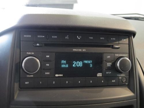 Red 4dr Wgn SE FWD 3.3L V6 CD MP3 Power Windows Power Door Locks 3RD Row Seat, image 15