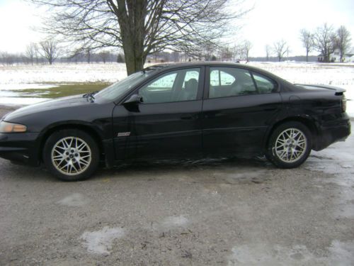 Pontiac bonneville ssei  2003 black