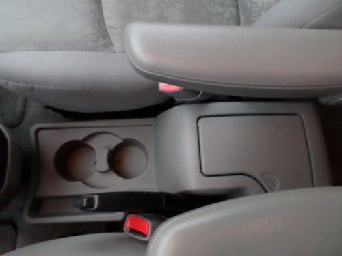 NO RESERVE 2004 SATURN VUE ONLY 134K MILES MANUAL TRANSMISSION DRIVES GREAT, image 55