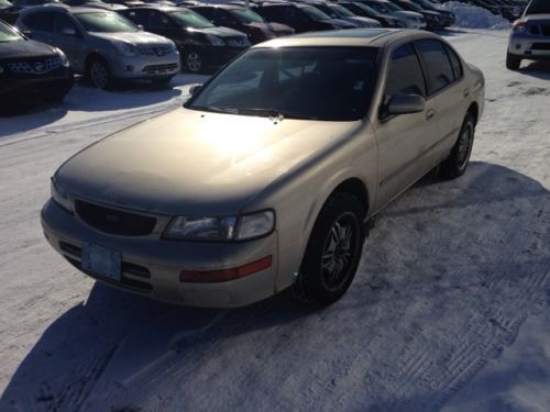 1996 nissan maxima se