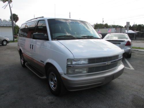 01 fla astro ls  8 passenger front and rear air  loaded no paint work