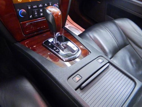 We finance we ship 3.6l V6 rear wheel drive low miles White Diamond, image 30