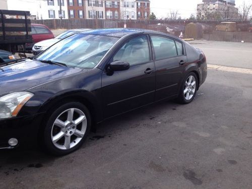 2006 nissan maxima se sedan 4-door 3.5l