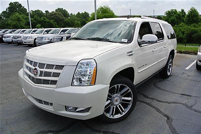 2013 cadillac escalade esv awd 4dr premium