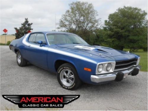 No reserve 74 roadrunner 400 magnum a/c sunroof solid, straight and fast! video