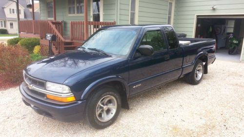 No reserve!  very clean! low miles! runs great, this truck has been babied