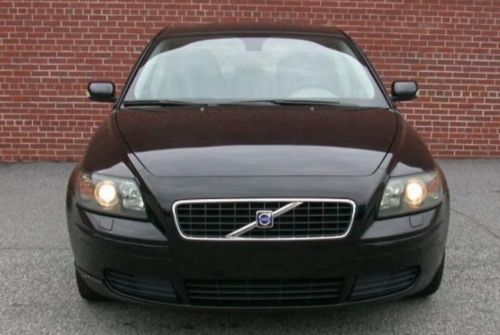 2005 volvo s40 2.4i black, manuel 5 speed,