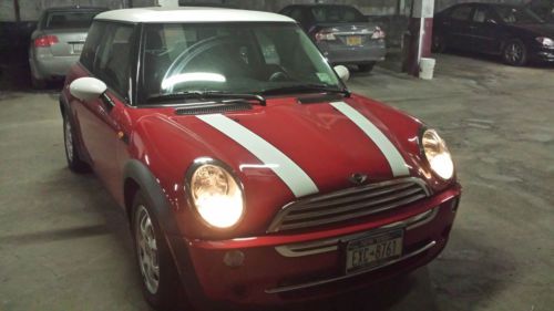 2005 mini cooper base hatchback 2-door 1.6l