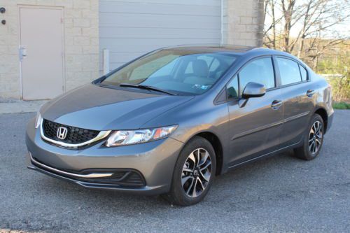 2013 honda civic ex sedan only 65 miles! like new! one owner no reserve