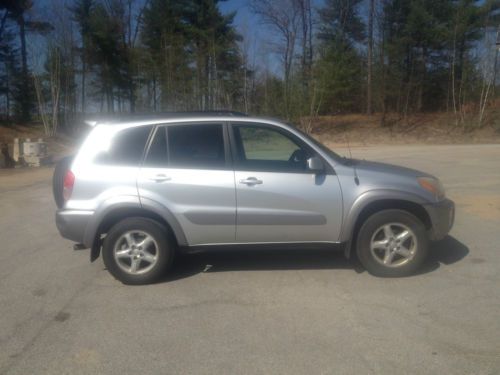 2001 toyota rav4 base sport utility 4-door 2.0l 4wd