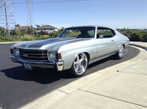Pro touring 1972 chevy chevelle ss clone/ low reserve for this kind of chevelle