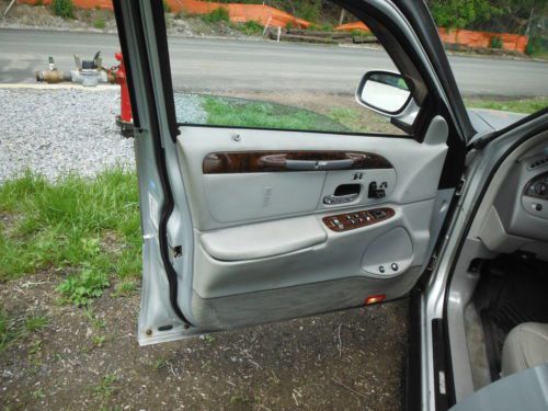 2000 Lincoln Town Car PRESIDENTAL 4DR W/AIRCONDITIONING & POWERMNRF 4LITER 8CYL, image 33