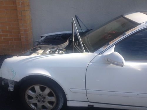 00 CLK320 WHITE_PARTS ONLY!!!, US $800.00, image 4