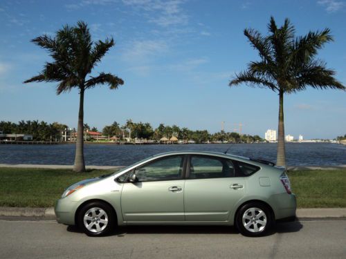 2006 toyota prius one owner non smoker accident free navi back up cam no reserve
