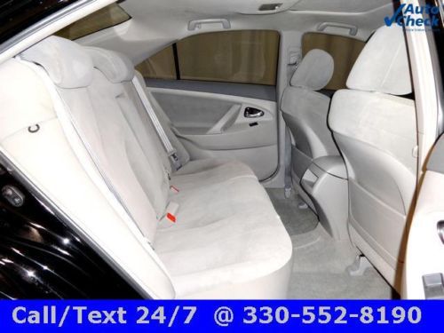 5 speed Manual 2.4L FWD Tinted windows Grey cloth interior Power everything AC, image 16