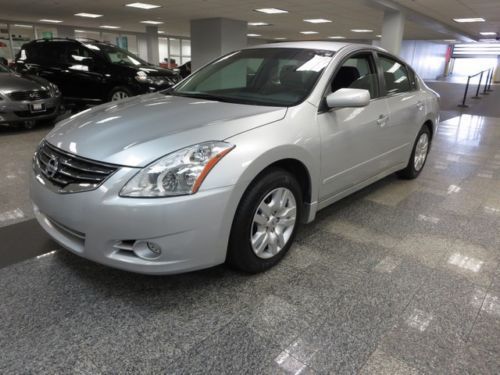 2011 nissan 2.5 s