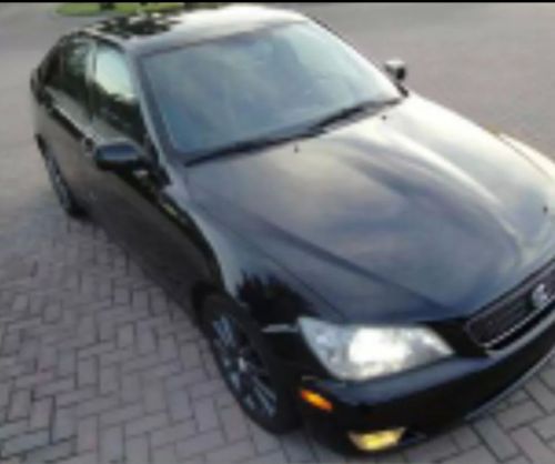 2004 lexus is300 sedan 4 door black leather sunroof fully loaded euc!!!