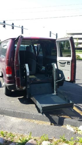 Ford e-series van e 150 wheelchair handicap 2009 econoline mobility clean conv