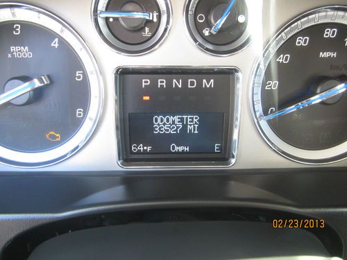 2011 cadillac escalade sport utility 4-door 6.2l