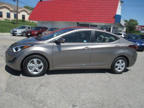 2014 hyundai elantra se hail damage, 66 miles, auto,alloy&#039;s,cd,excellent deal!