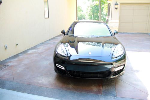 2010 porsche panamera turbo blk/blk $155k+ warranty 32k miles burmester