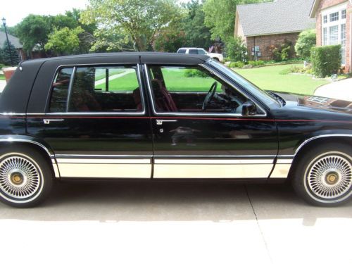 1992 Cadillac Sedan DeVille , 32500 miles, Gold Package, totally oringinal, US $11,000.00, image 4