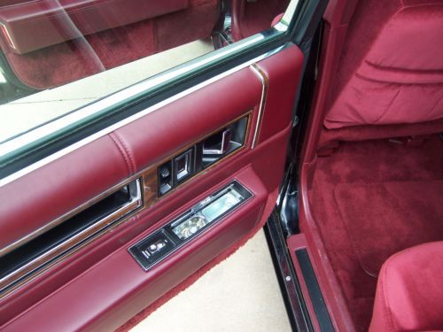 1992 Cadillac Sedan DeVille , 32500 miles, Gold Package, totally oringinal, US $11,000.00, image 11