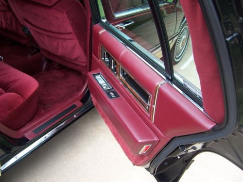 1992 Cadillac Sedan DeVille , 32500 miles, Gold Package, totally oringinal, US $11,000.00, image 14