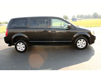 2010 dodge grand caravan wheelchair accessible van