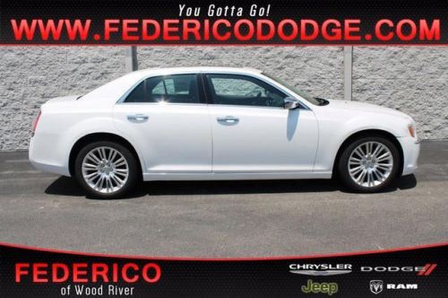 2014 chrysler 300c base