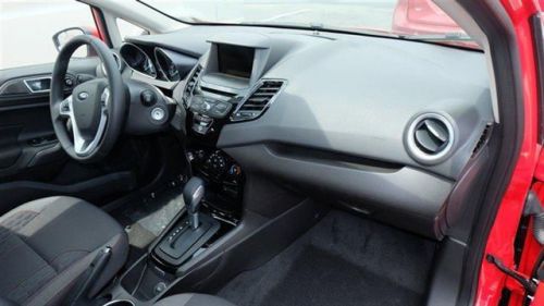 2014 ford fiesta se