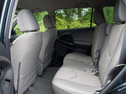 2011 Toyota RAV4, US $21,654.00, image 3