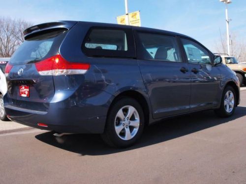 2014 toyota sienna l