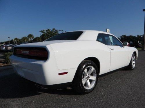 2013 dodge challenger sxt