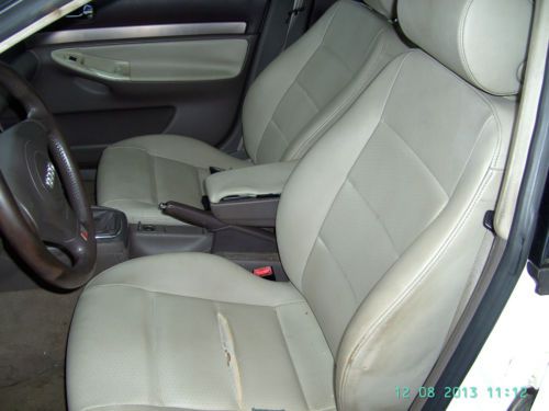 2000 audi a4 base sedan 4-door 1.8l