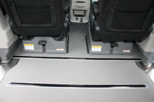 13 Grand Caravan Handicap Accessilble Wheelchair Van Side Entry Powered Ramp, image 26