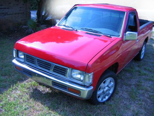 Truck nissan hardbody d21 pickup  xe 1994 red