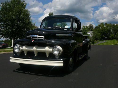 1951 ford  f-1  pick up truck fully restored, all original