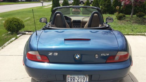 2000 bmw z3 roadster convertible 2-door 2.5l