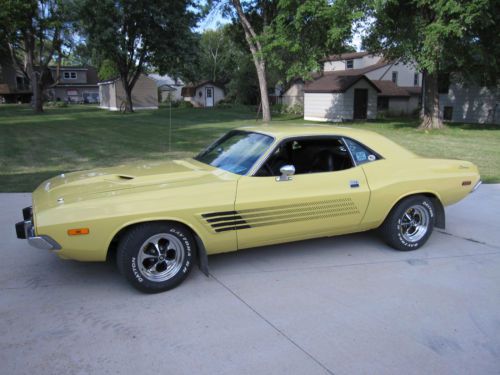 1974 dodge challenger